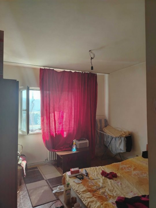 Apartament 3 camere decomandat, zona Calea Floresti