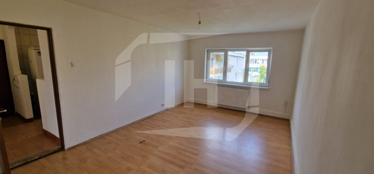 Apartament cu 3 camere decomandat, zona Manastur