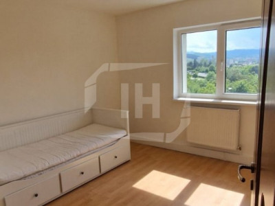 Apartament cu 3 camere decomandat, zona Manastur