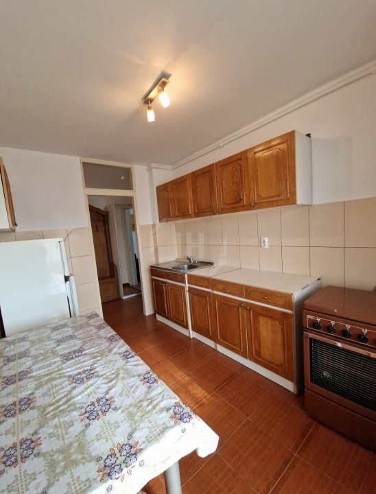 Apartament 2 camere, decomandat, 55mp, zona Nicolae Titulescu