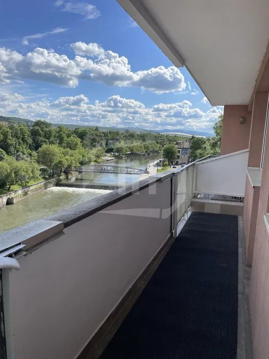 Apartament 3 camere, parcare, zona Parcul Centrul