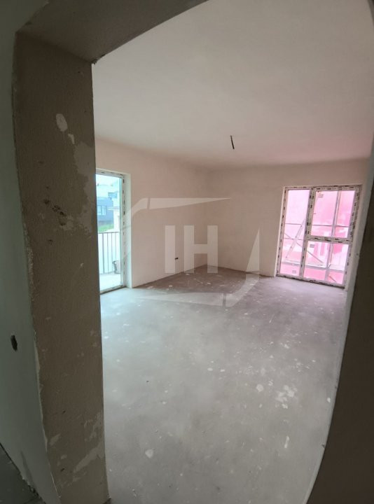Apartament cu 2 camere, decomandat, intermediar, complex rezidential privat