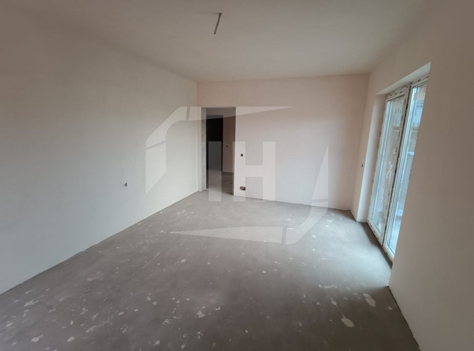 Apartament cu 2 camere, decomandat, intermediar, complex rezidential privat