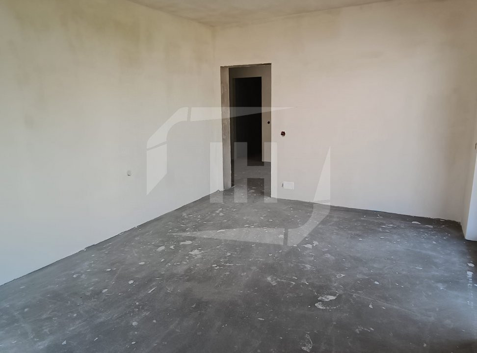Apartament cu 2 camere, decomandat, intermediar, complex rezidential privat