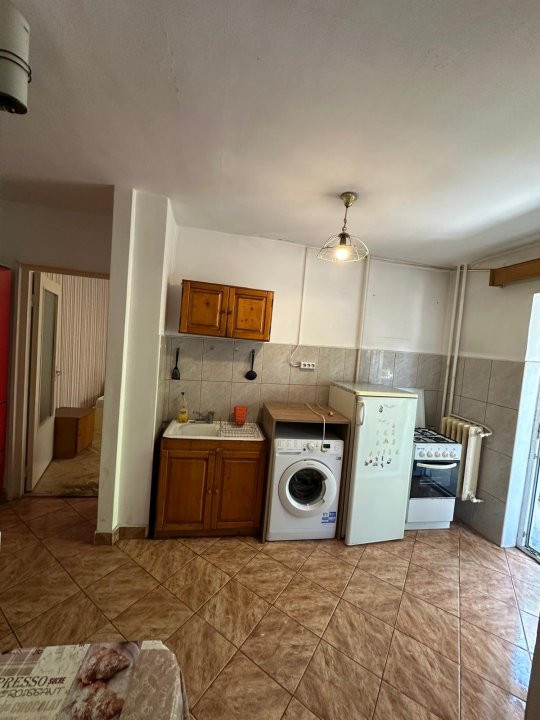 Apartament 2 camere decomandat la etajul 1, cartier Manastur