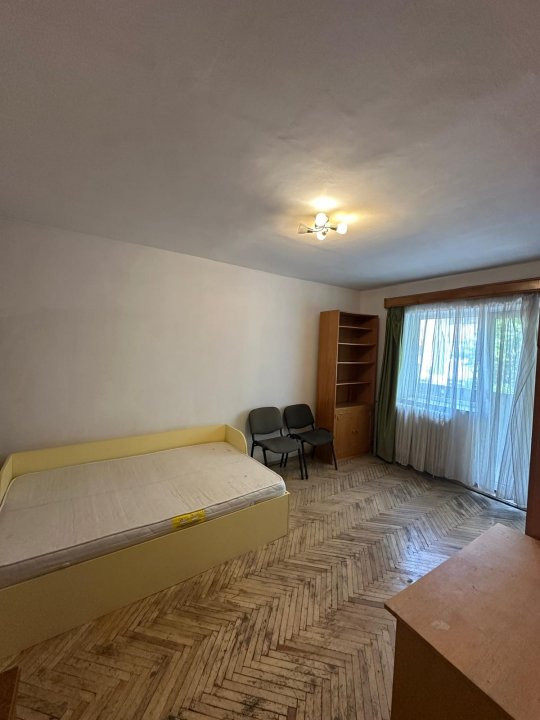 Apartament 2 camere decomandat la etajul 1, cartier Manastur