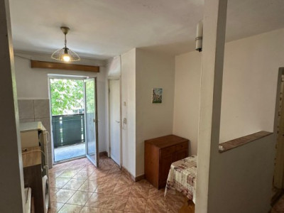 Apartament 2 camere decomandat la etajul 1, cartier Manastur