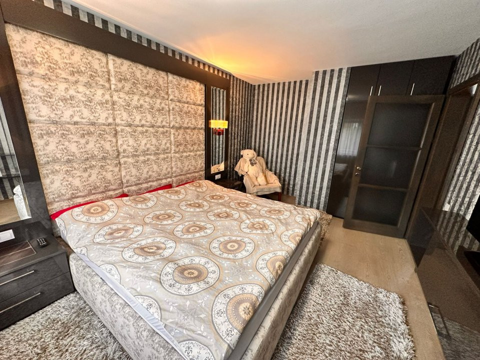 Apartament 4 camere la etajul 1, cartier Manastur