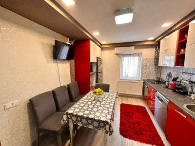 Apartament 4 camere la etajul 1, cartier Manastur