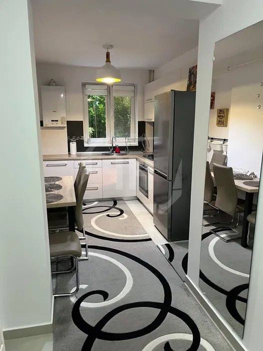 Apartament 3 camere, decomandat, garaj, Gheorgheni zona Unirii