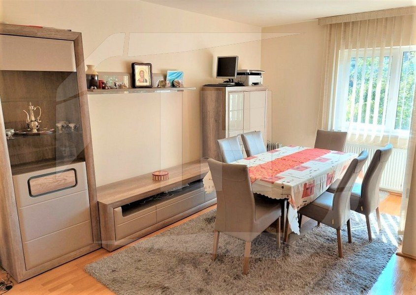 Casa individuala, 135 mp, 3 camere, parcare, zona Iulius Mall