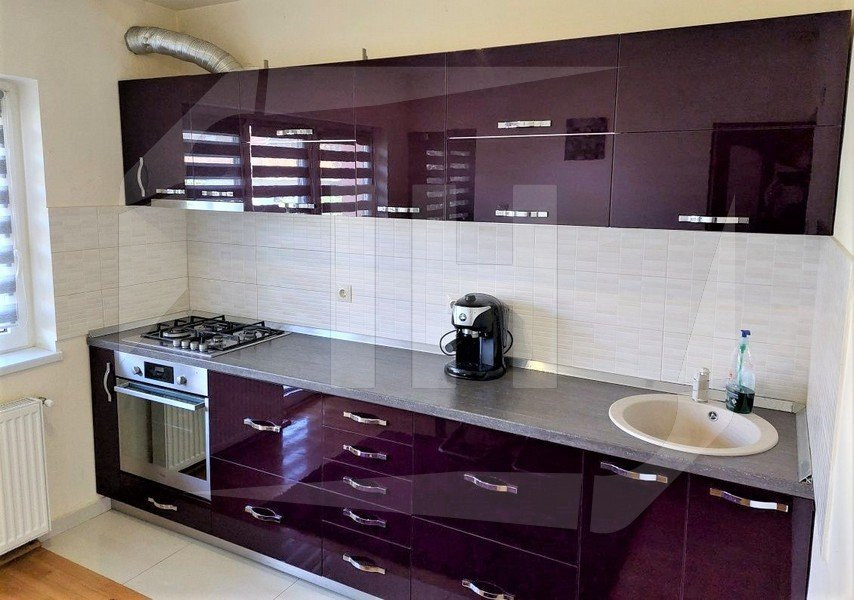 Casa individuala, 135 mp, 3 camere, parcare, zona Iulius Mall