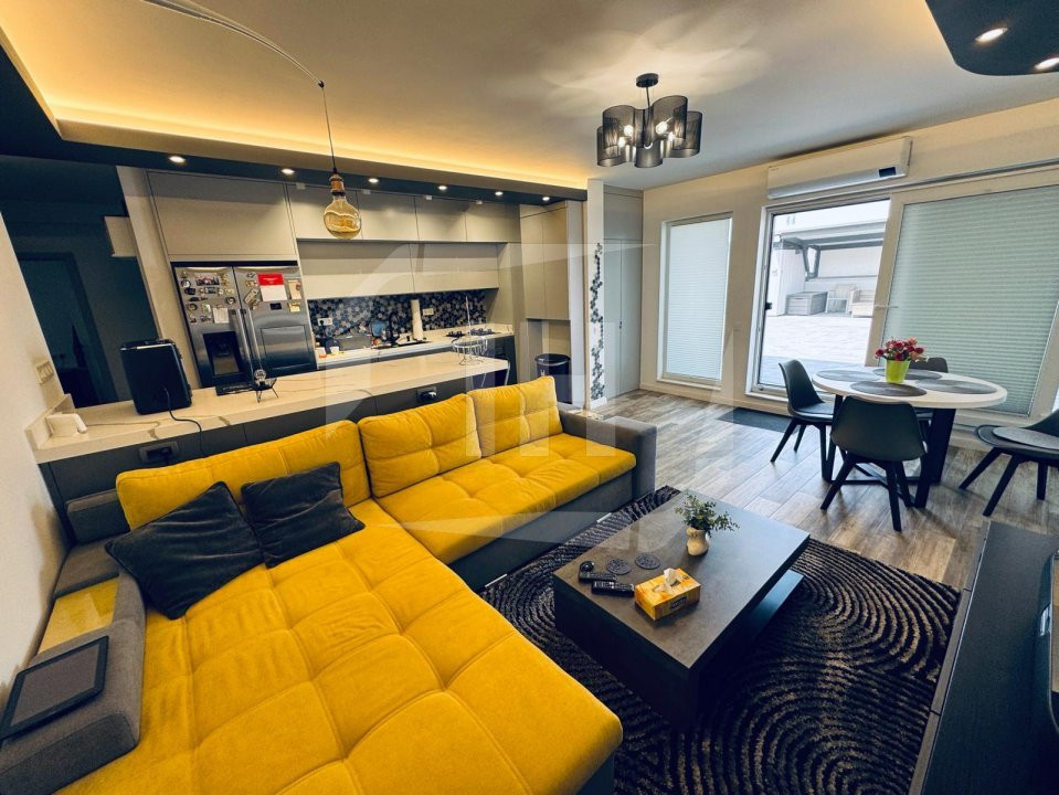 Penthouse cu 3 camere, 135 mp terasa, complet mobilat si utilat modern