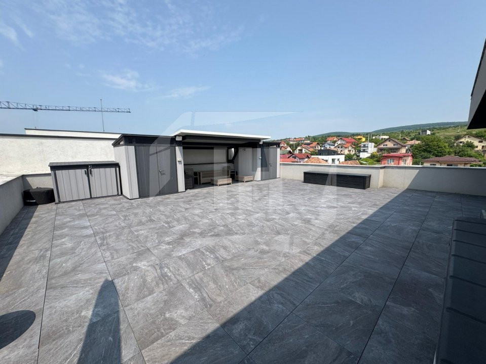 Penthouse cu 3 camere, 135 mp terasa, complet mobilat si utilat modern