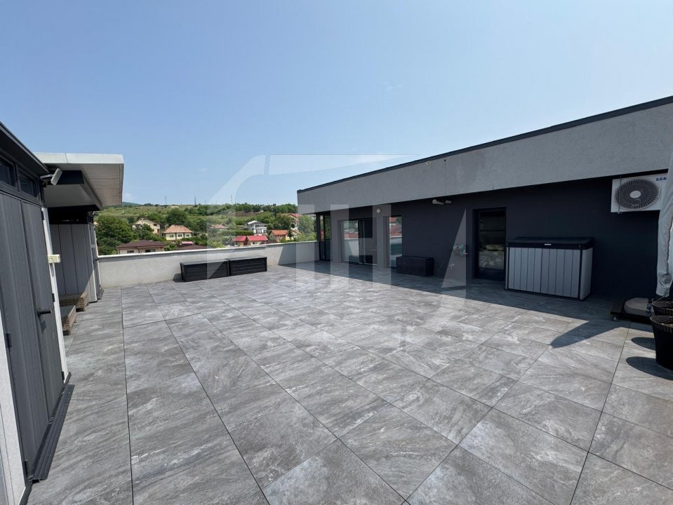 Penthouse cu 3 camere, 135 mp terasa, complet mobilat si utilat modern