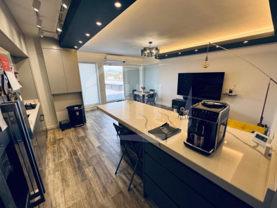 Penthouse cu 3 camere, 135 mp terasa, complet mobilat si utilat modern