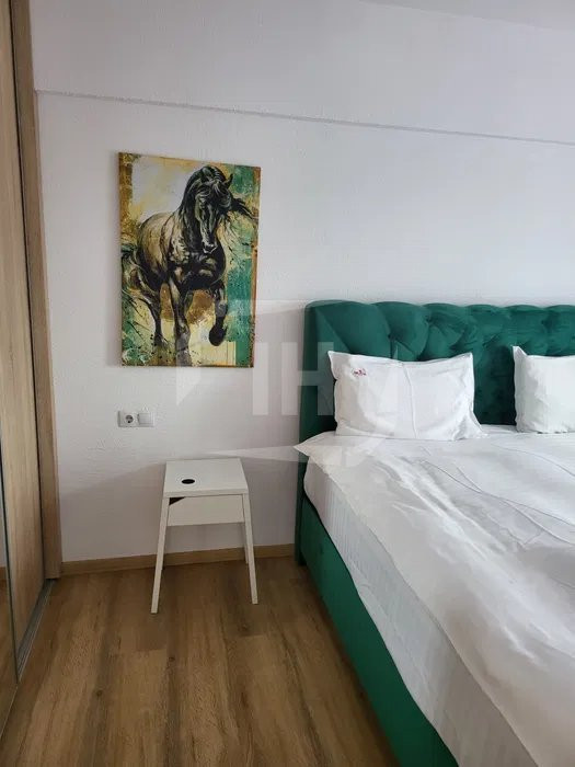 Apartament cu 2 camere, parcare, zona Iulius Mall