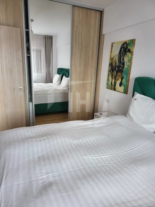 Apartament cu 2 camere, parcare, zona Iulius Mall