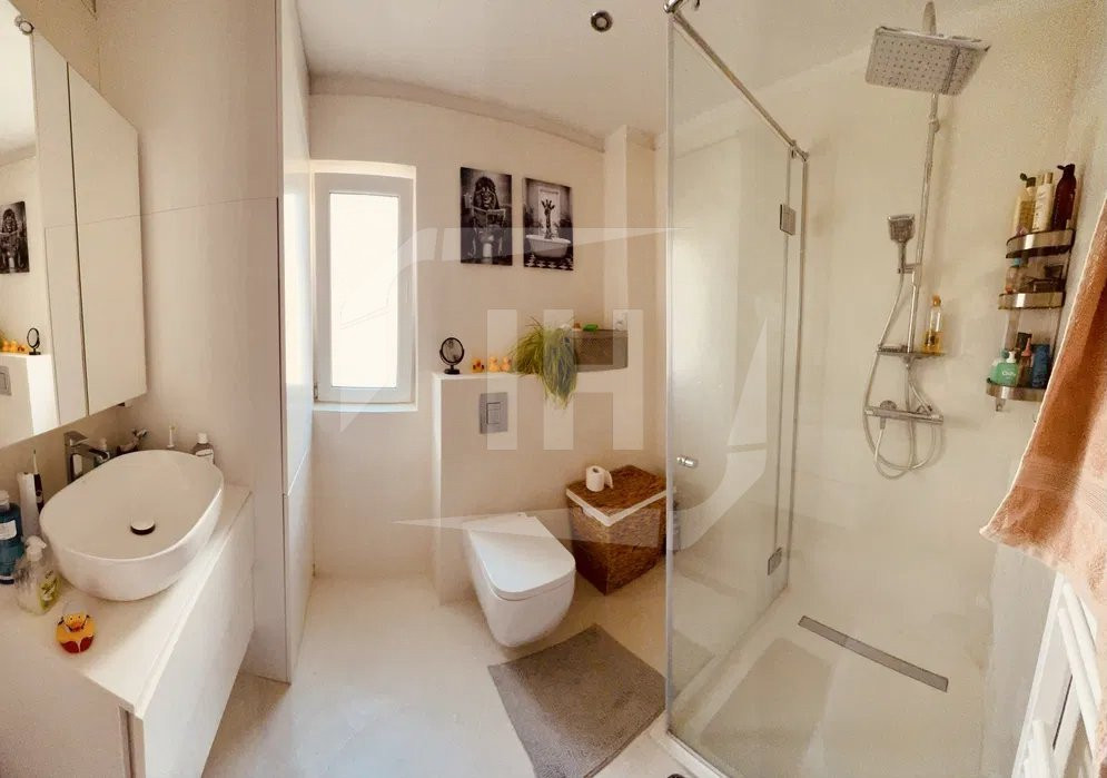 Apartament 4 camere, modern, garaj,  Buna Ziua