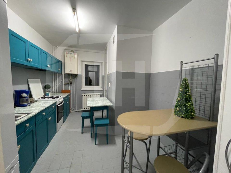 Apartament 3 camere, etaj 3, in Plopilor