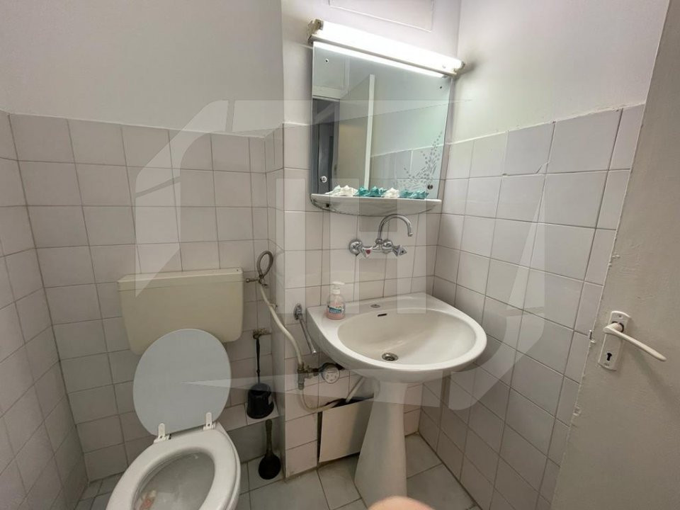 Apartament 3 camere, etaj 3, in Plopilor