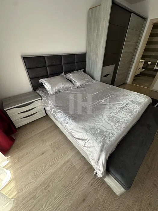 Apartament 3 camere, 73 mp, lux, parcare, terasa, zona Grand Park