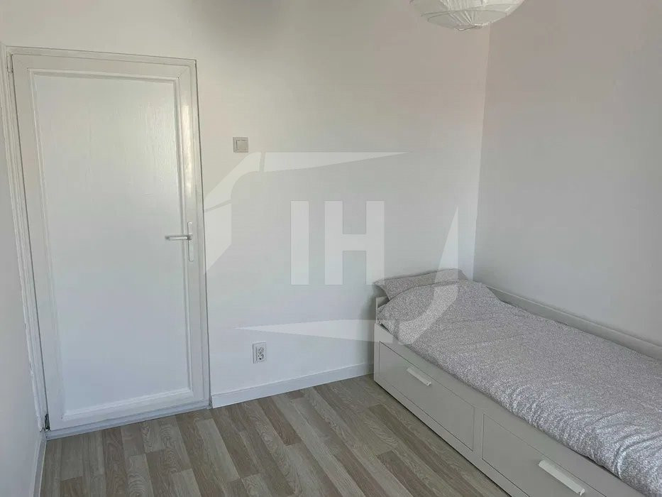 Apartament 3 camere, decomandat, zona Spitalului de Recuperare