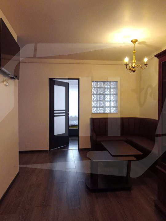 Apartament 2 camere decomandat, parcare, zona Vivo
