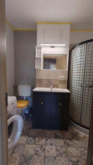 Apartament 2 camere decomandate, etaj 3 in zona Iulius Mall