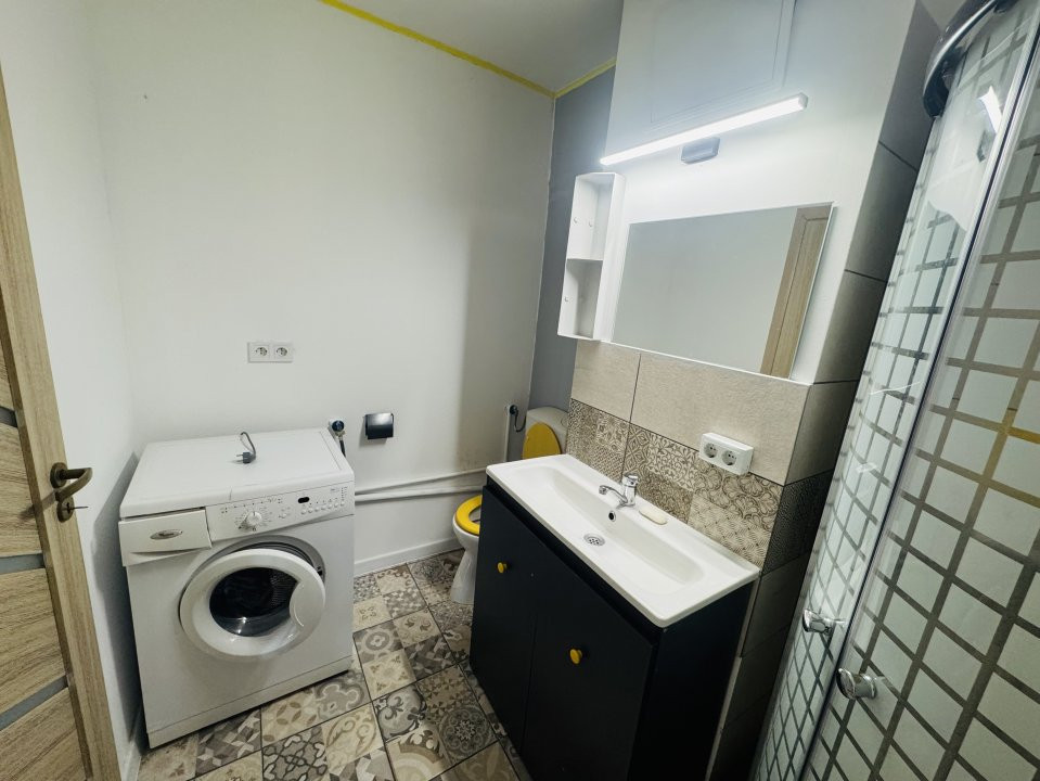 Apartament 2 camere decomandate, etaj 3 in zona Iulius Mall