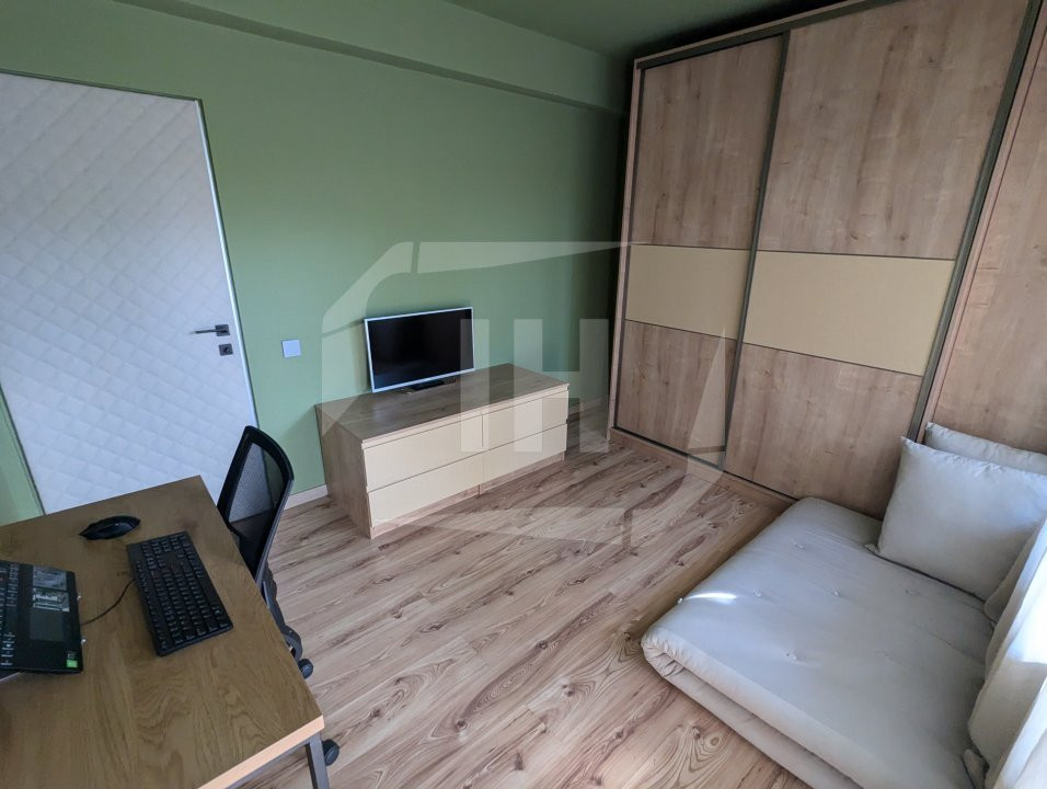Apartament 3 camere, 2 parcari, beci si 1500 mp de verdeata!