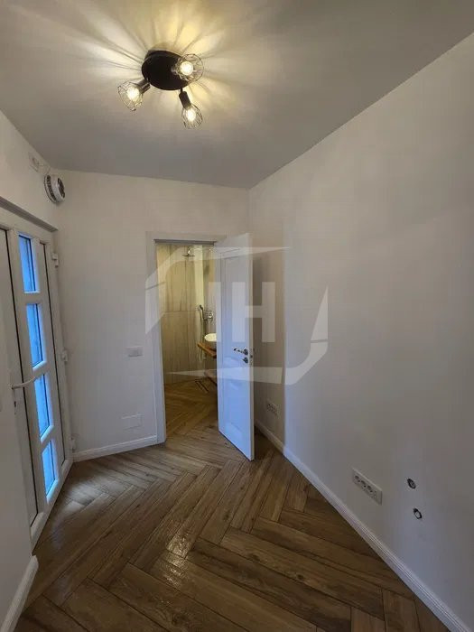 Spatiu comercial 40mp, 2 incaperi in Centru