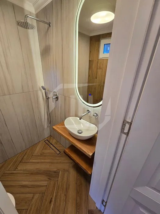 Spatiu comercial 40mp, 2 incaperi in Centru