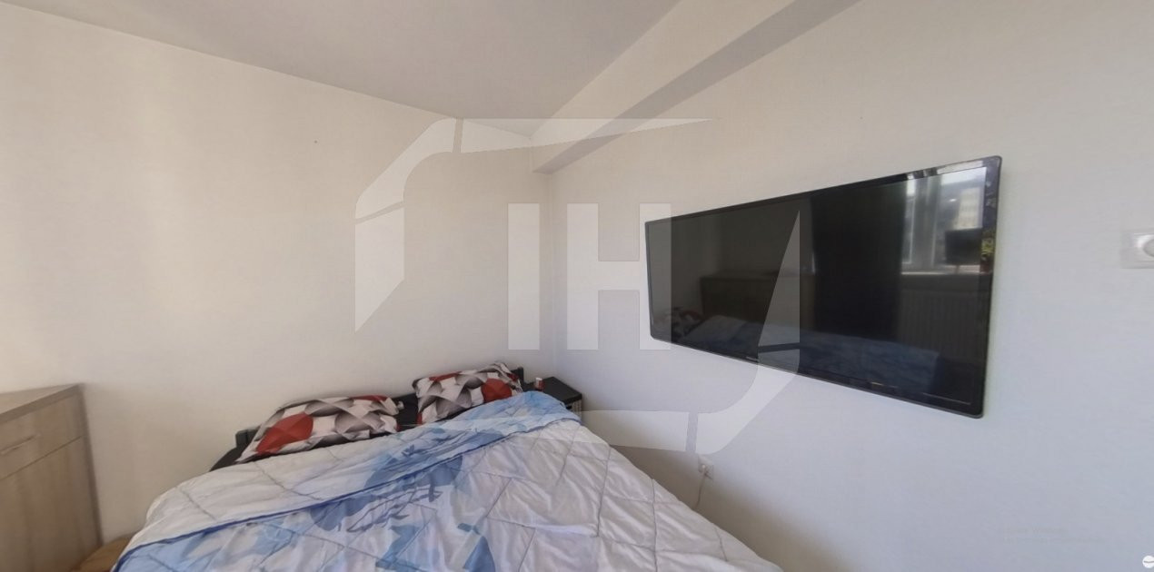 Apartament 2 camere, decomandat, intermediar, zona Piata Abator