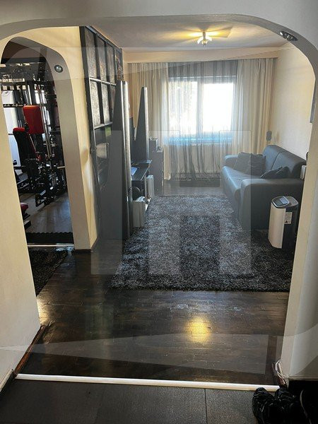 Apartament 3 camere, parcare, zona Primaverii Manastur