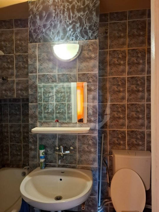 Apartament 2 camere decomandat, zona Primaverii