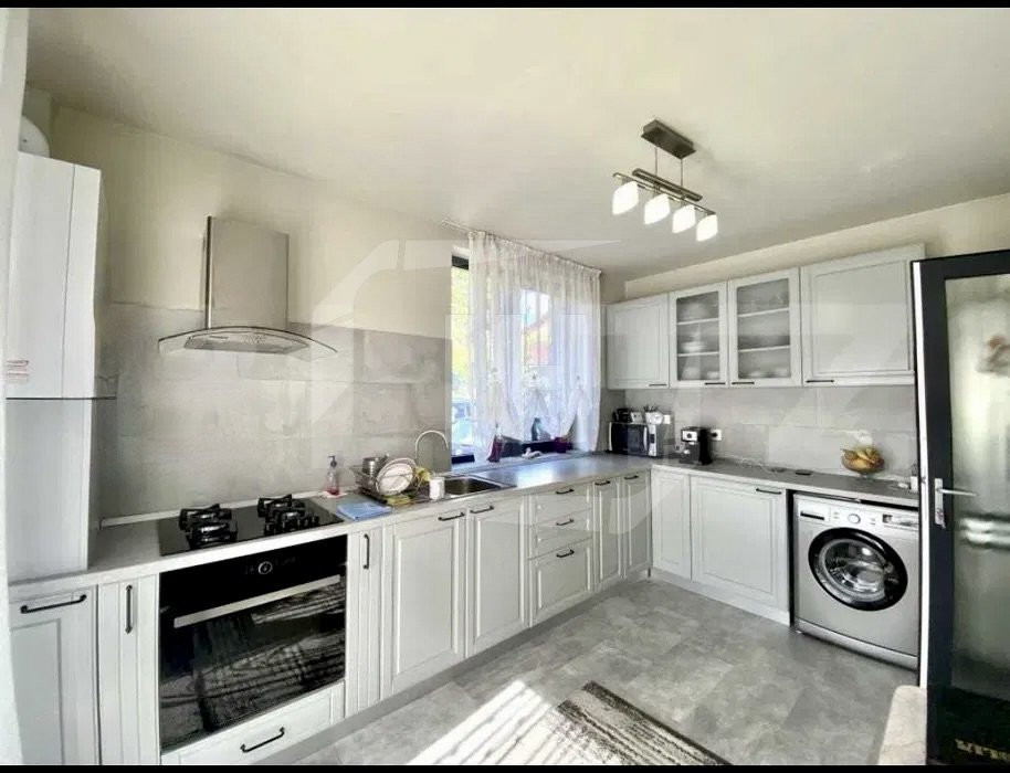 Duplex 4 camere, 120mp, Dambul Rotund
