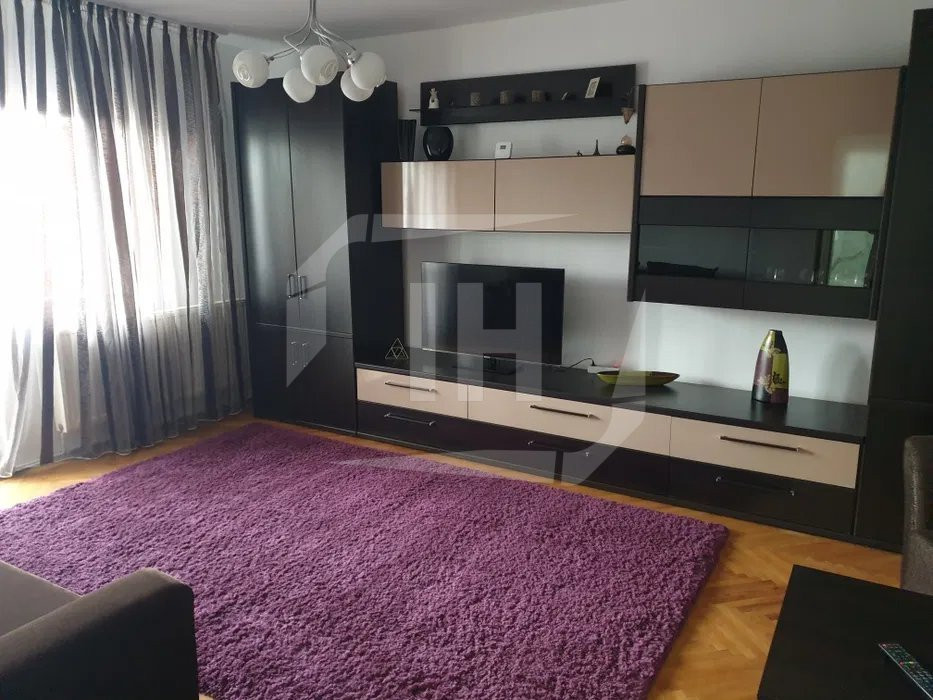 Apartament 2 camere, decomandat, parcare, Calea Manastur