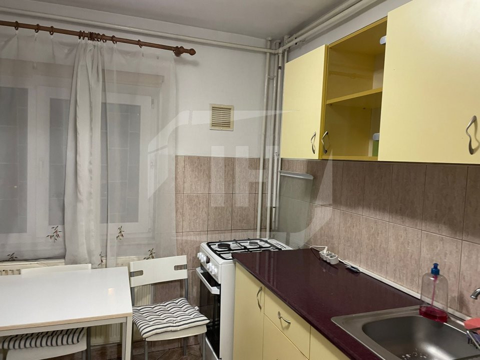 Apartament 1 camera, decomandat, strada Nasaud