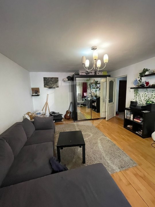 Apartament 1 camera, decomandat, strada Nasaud