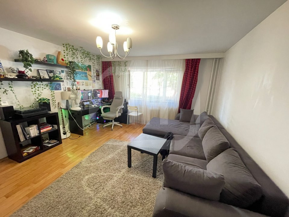 Apartament 1 camera, decomandat, strada Nasaud