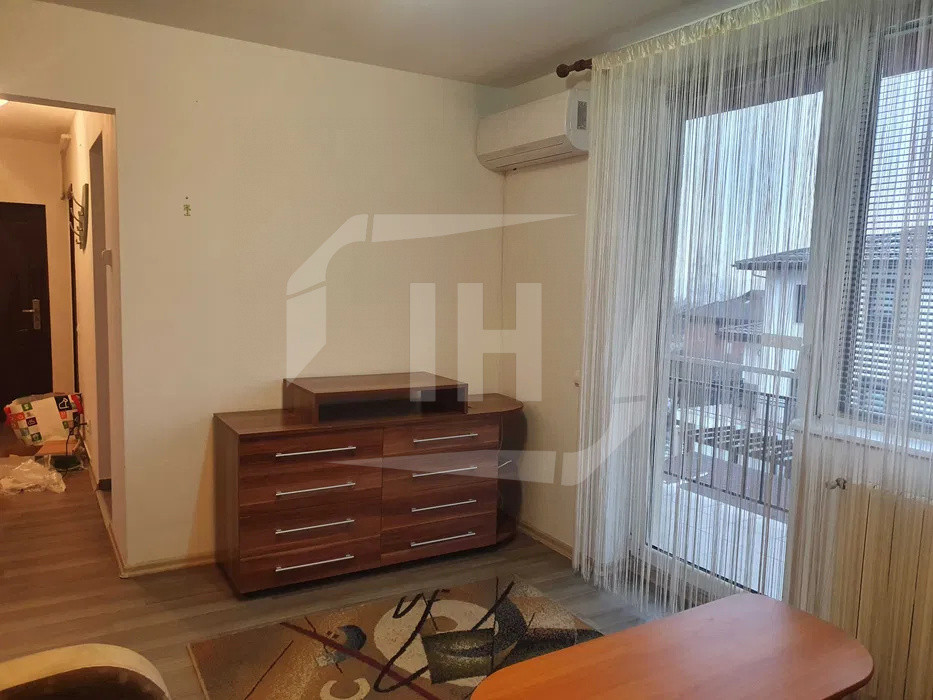 Apartament 3 camere, etaj intermediar, Buna Ziua zona Fagului