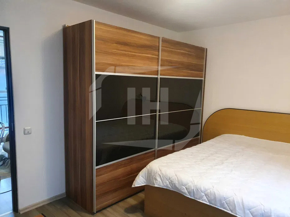 Apartament 3 camere, etaj intermediar, Buna Ziua zona Fagului
