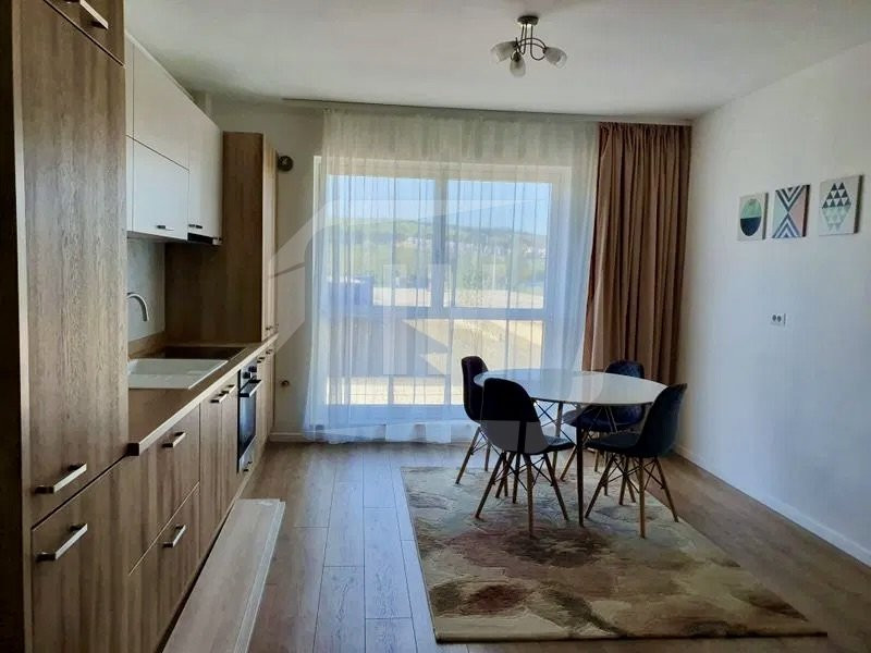 Apartament 2 camere, 57mp, parcare, zona Vivo
