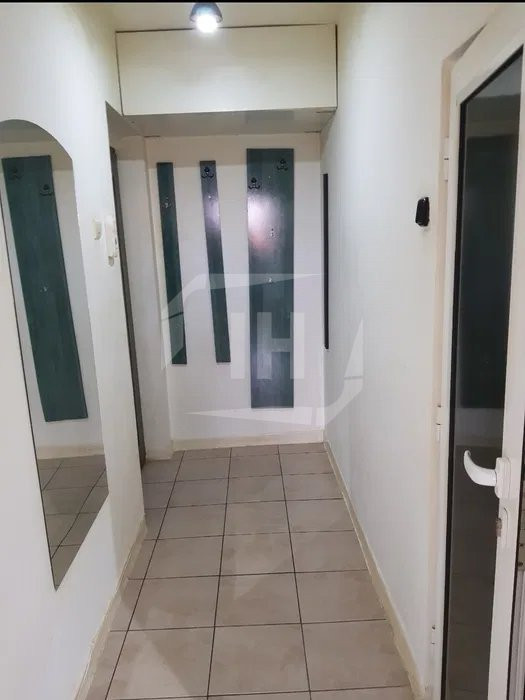 Apartament 2 camere, etaj 3/4 in Gheorgheni!