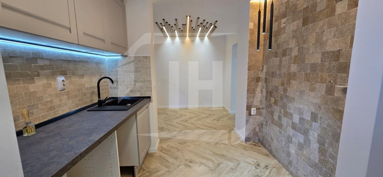 Apartament 2 camere decomandat, zona Parcul Primaverii