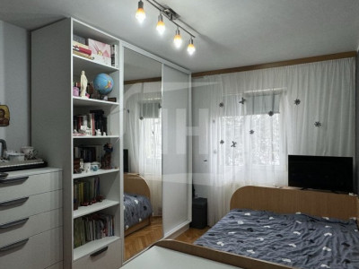 Apartament cu 3 camere, zona Manastur