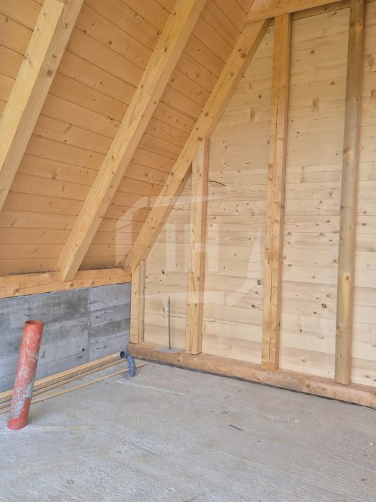Cabana tip A frame, 4 camere, zona Smida