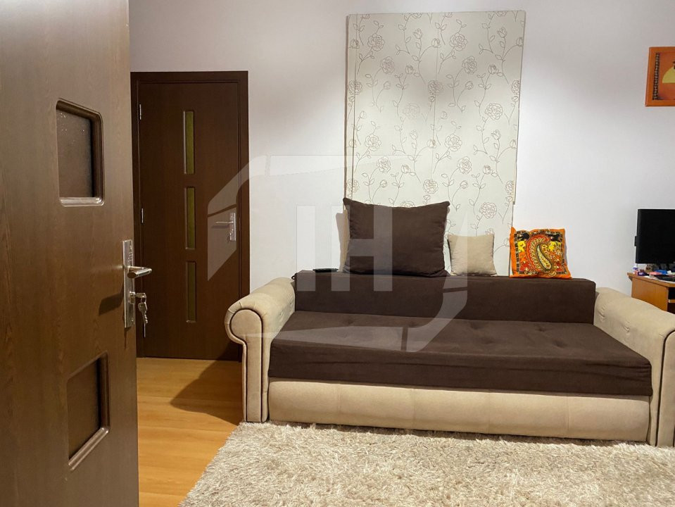 Apartament 2 camere, intermediar, zona Horea