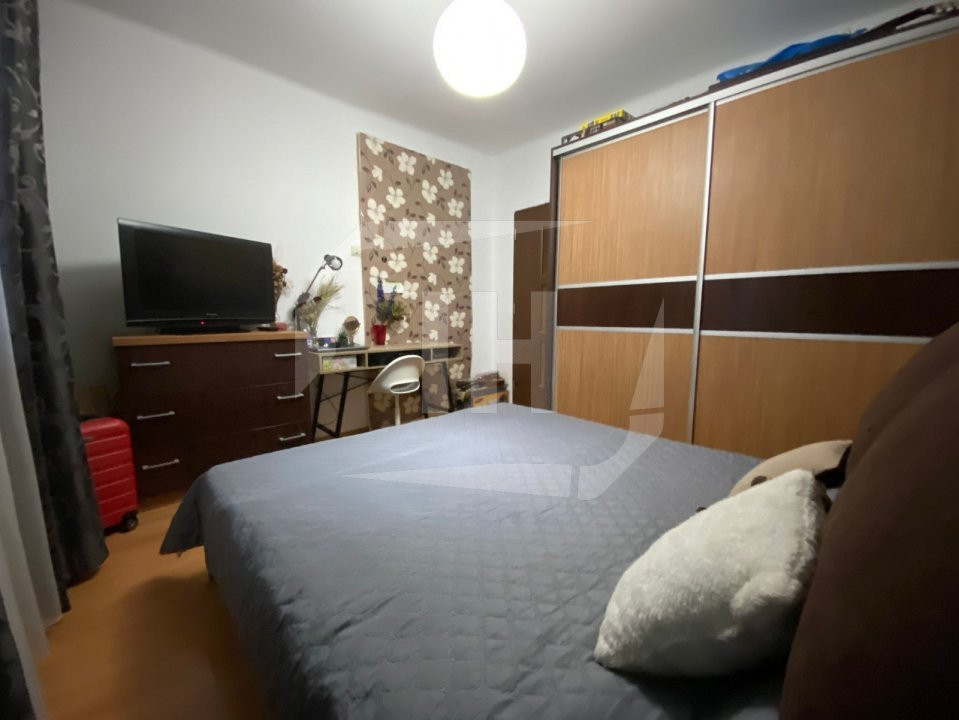 Apartament 2 camere, intermediar, zona Horea